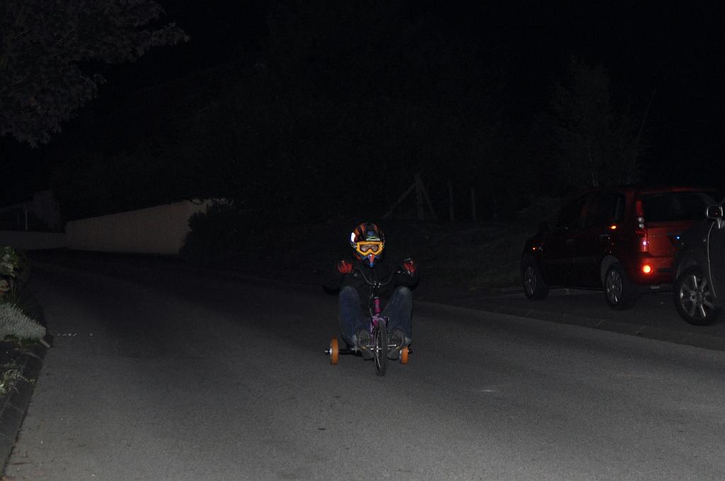 DSC_0978.jpg - blblblblblblblblblblblblb (bruit du tricycle dans la nuit)